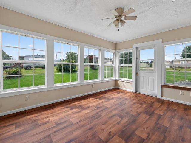 115 Crossridge Ln