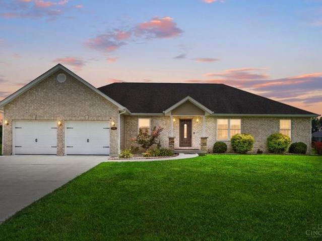115 Burr Oak Dr, Batesville, IN 47006