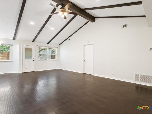 115 Da Gama, Universal City, US, TX