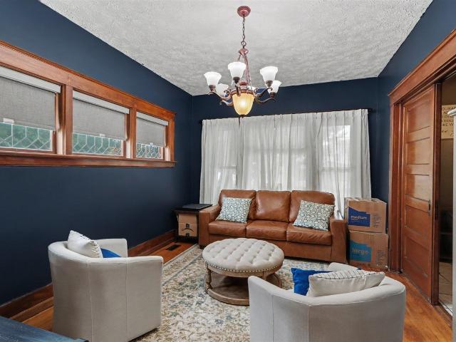 115 E Elm Street