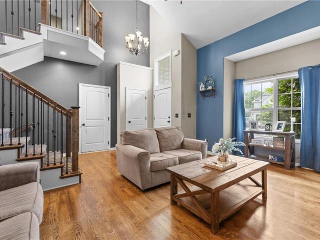 115 E Maple Street
