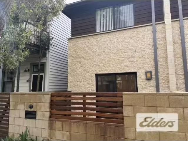 1/15 Emerald Street, Hamilton North Townhouse for rent Listed.