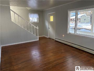 115 Early Street