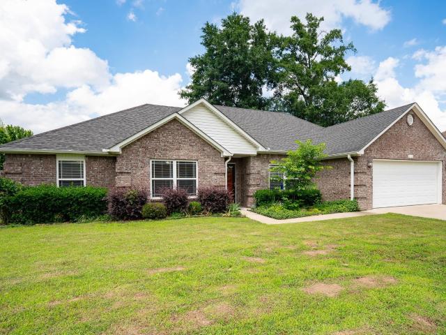115 Earnhardt Circle
