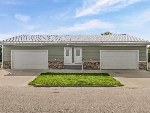 115 Easy St