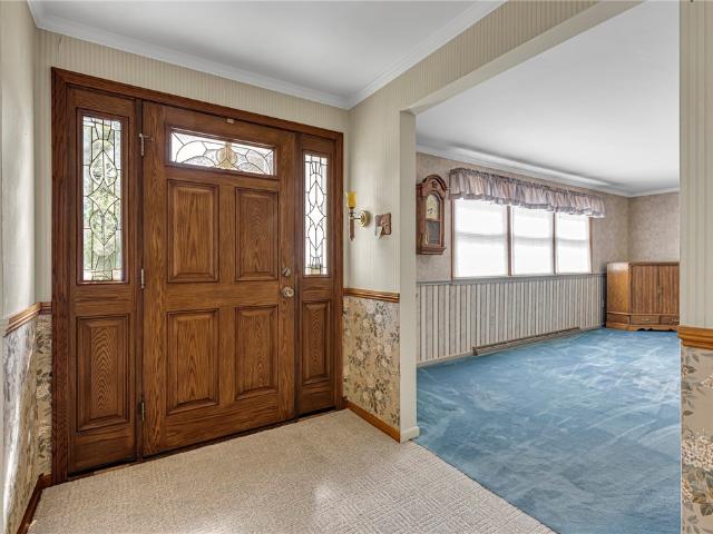 115 Fairfield Dr