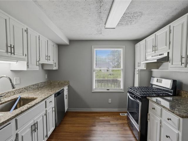 115 Kings Ridge Dr, Peachtree City, GA 30269 | MLS #7738
