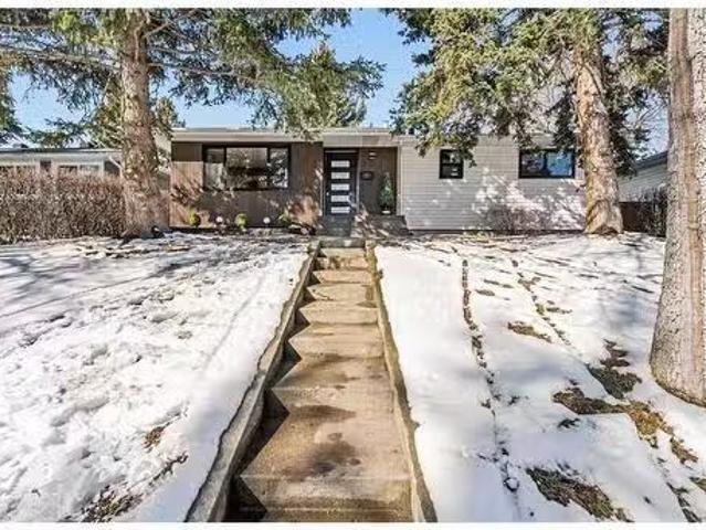115 Havenhurst Crescent Sw, Calgary, AB, T2V 3C4 house for s.