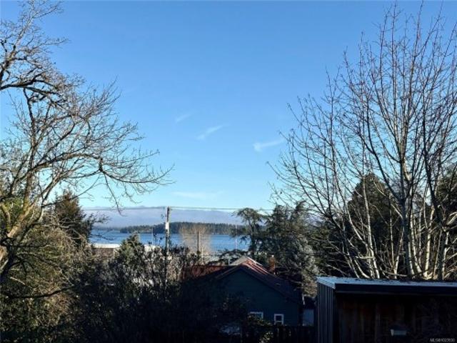 115 Haliburton St, Nanaimo, BC, V9R 4V9 house for sale | Listing ID 1023 | Royal LePage