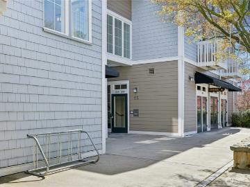 115 Hall Brothers Loop NE # 208