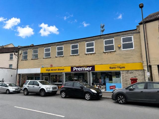 115 High Street, Twerton, Bath, BA2 2 bed apartment to rent £1,700 pcm £392 pw