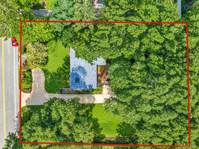 115 Huntington Crossway
