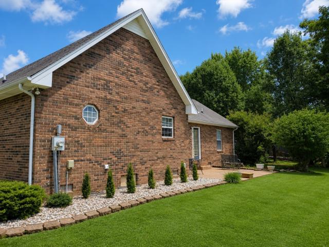 115 Oak Hill Dr
