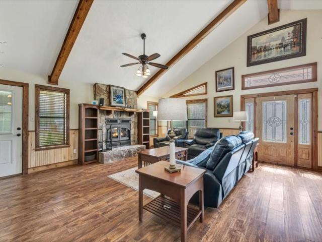 115 Lake Crest Drive