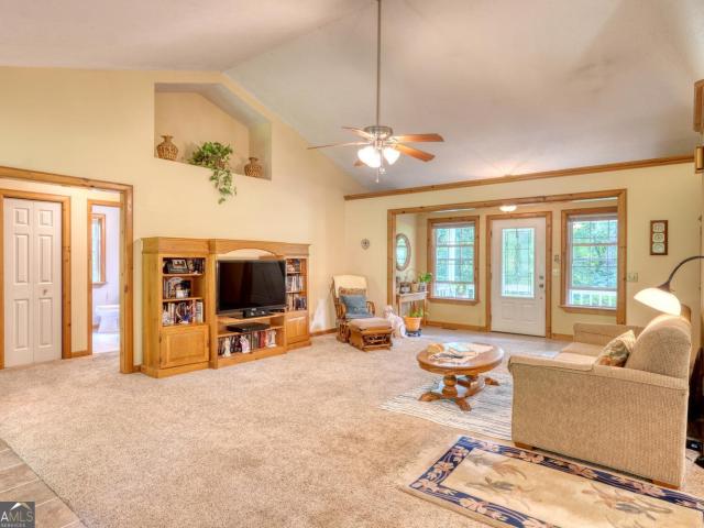 115 Ledge Lane