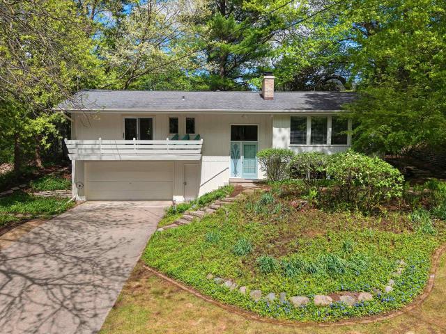 115 little swiss place
