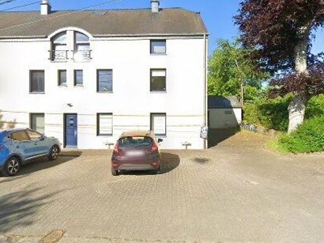 115 m2 apartment for rent in Habay