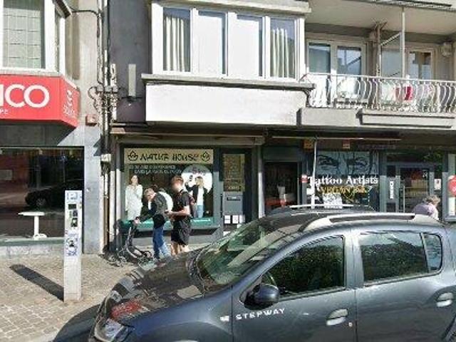 115 m2 apartment for rent in Luik
