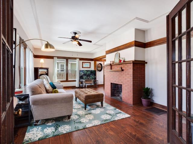 115 Maple Ave