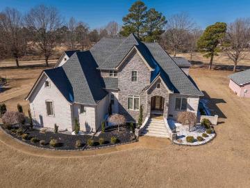 115 Meadowbrook Rd, Bolivar, TN
