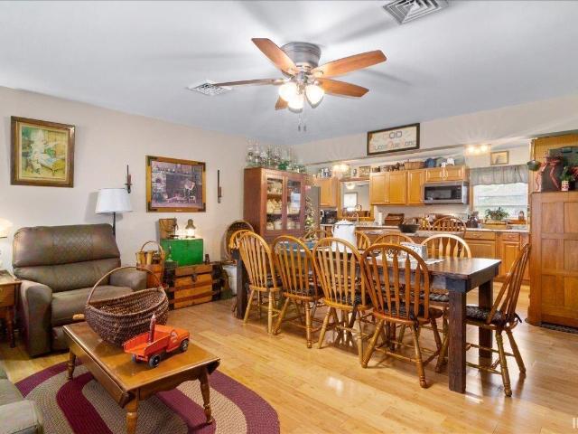 115 S Broadview Circle