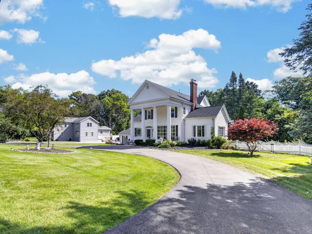 115 S Lakeshore Dr