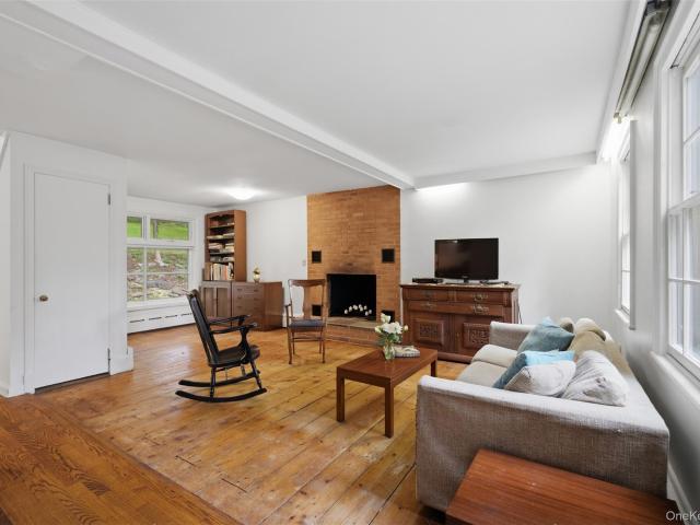 115 Somerstown Road