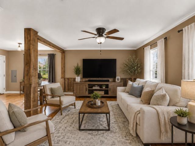 115 Sherron Dr