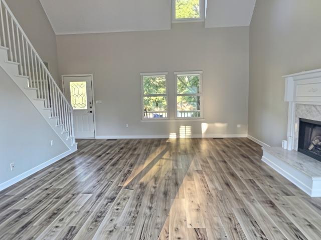 115 Spicer Ct