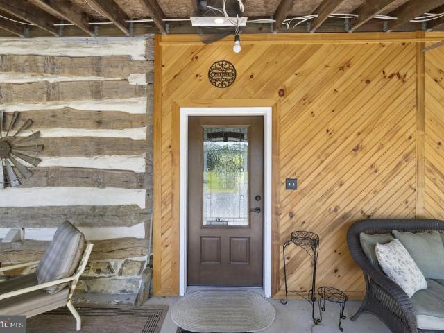 115 Spigot Valley Road