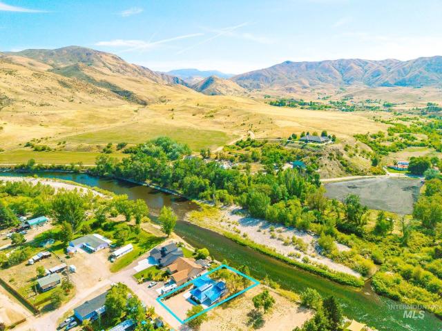 115 Payette River Ave