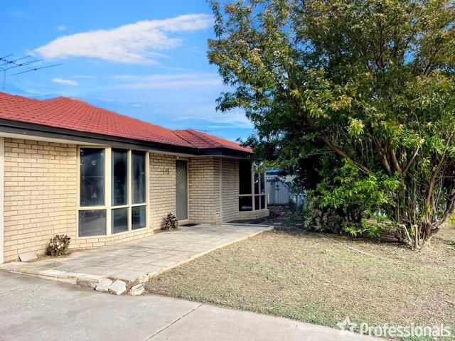 115 Peelwood ParadeHalls Head WA 6210, Australia