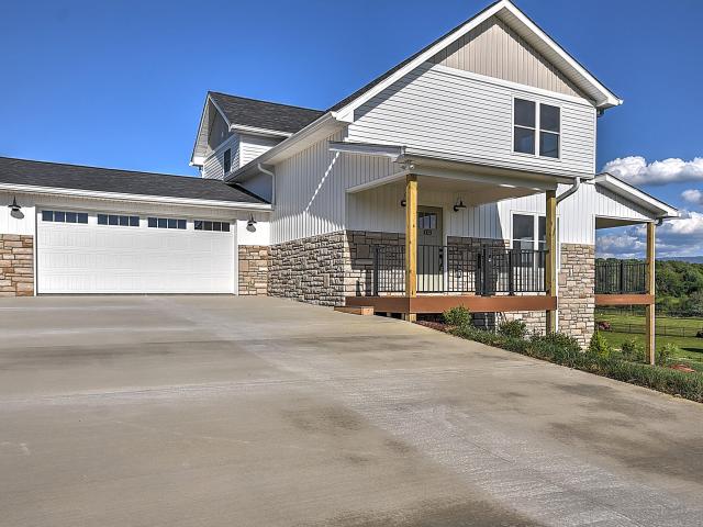 115 Red Tail Ridge