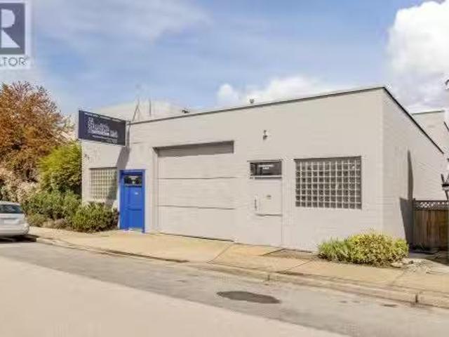115 W 4Th Avenue, Vancouver, BC, V5Y 1G4 commercial for leas.