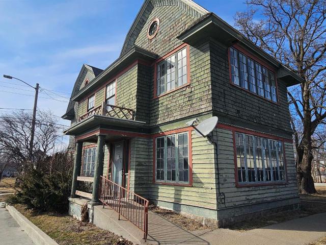 115 W Mclane Street