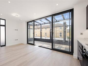 115B, Ewell Road, Surbiton KT6, 1 bed flat to rent, £1,695 pcm | PrimeLocation