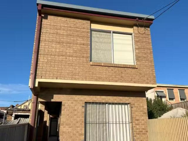 1/164 Hoskins St, Temora Apartment for rent Listed by Nikki G.