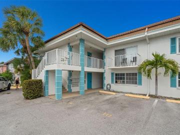 11655 3rd St E, Unit 1, Treasure Island, FL 33706 | MLS #TB8495