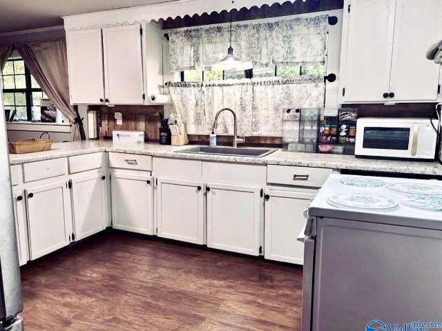 1165 Lake Mary Louise