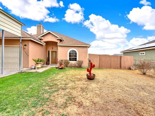 11669 Flores Ave, LaCoste, TX 78039 | MLS #1943