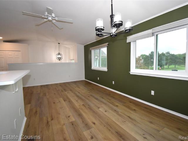 1166 Parklane Circle