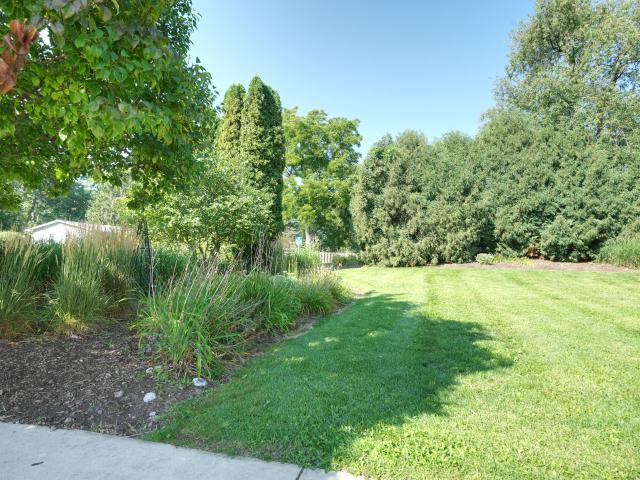 1166 Yosemite Rd