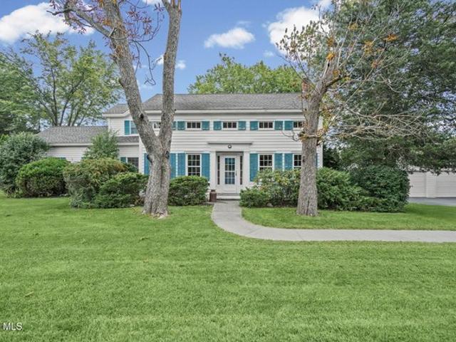1167 Meadowdale Rd, Altamont, NY 12009