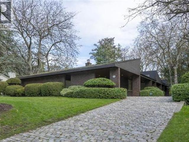 1168 Carey Road, Oakville, ON, L6J 2E4 house for sale | Listing ID 40862 | Royal LePage