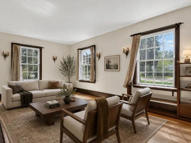 11608 Edinboro Road NorthWest — House for Rent Minutes from UofA