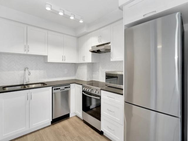 1160 Broughton Street Junior One bedroom Apartment for Rent