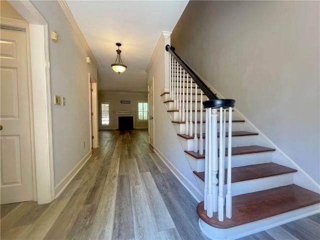 1160 Windsor Pkwy, Unit 8, Atlanta, GA 30319 | MLS #7733