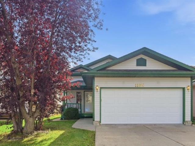 11615 8 Avenue Nw, Edmonton, AB, T6J 6Z8 house for sale | Listing ID E4510 | Royal LePage