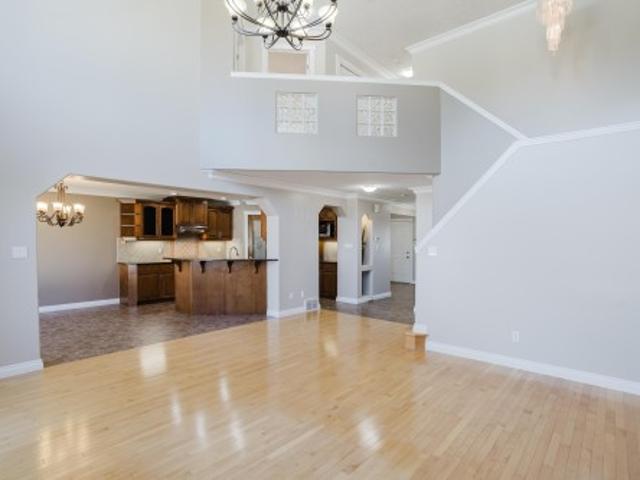 11616 Avenue Nw, Edmonton, AB, T5X 0A3 house for sale | Listing ID E4511 | Royal LePage