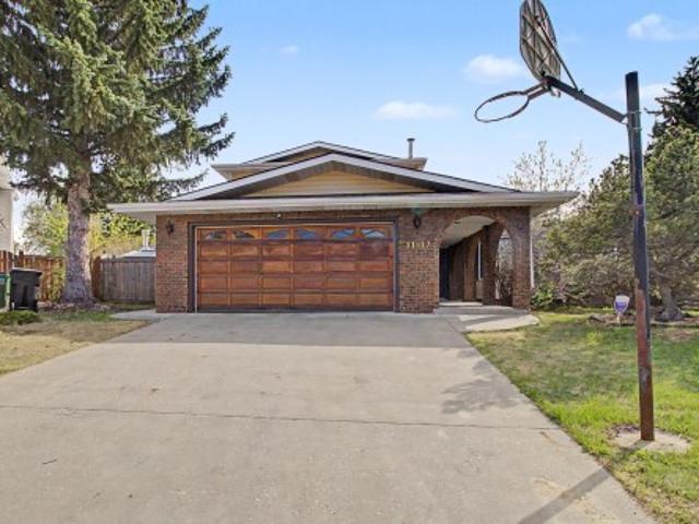 1161 Avenue Nw, Edmonton, AB, T6J 3R3 house for sale | Listing ID E4488 | Royal LePage